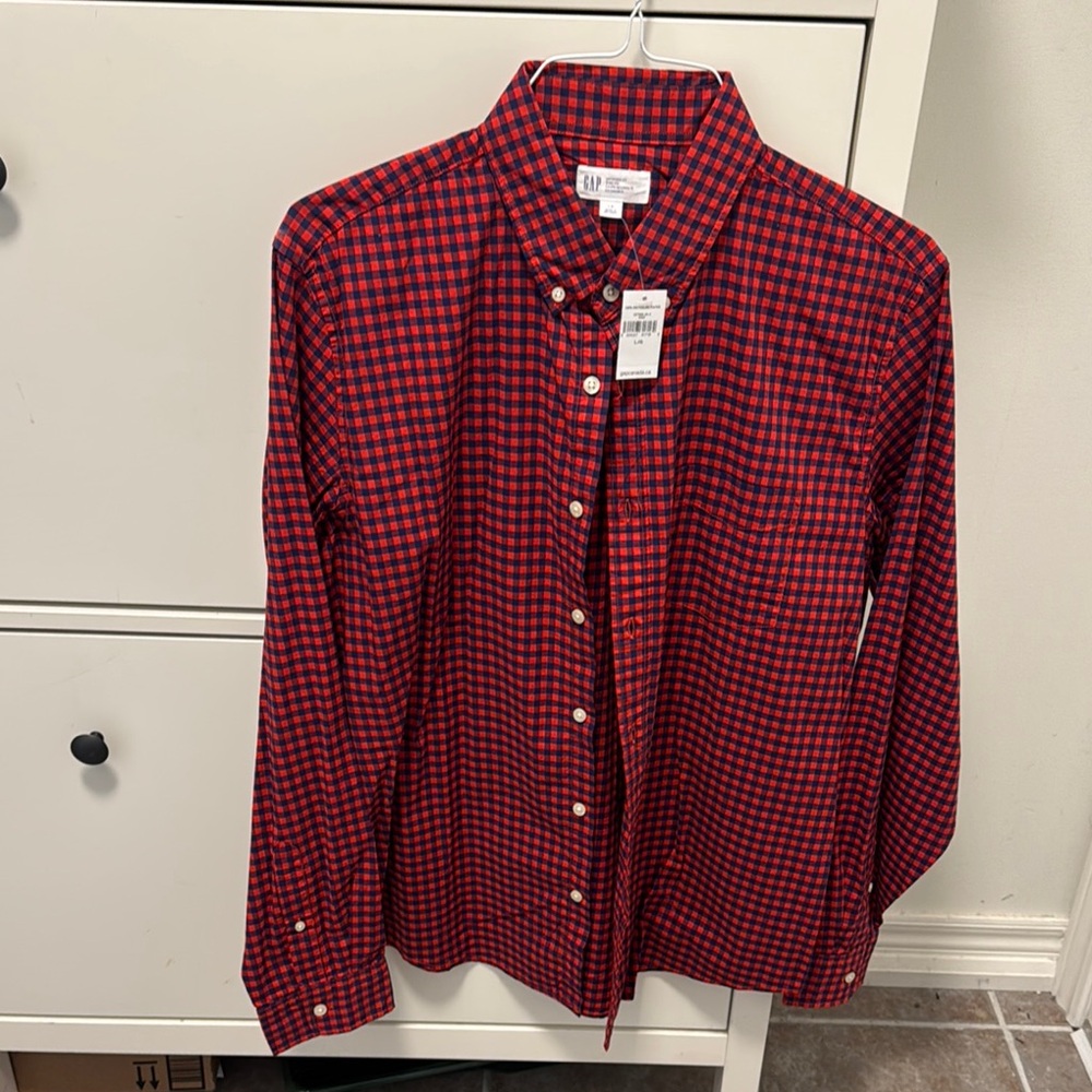 GAP Red and Black Casual Button Down Shirt